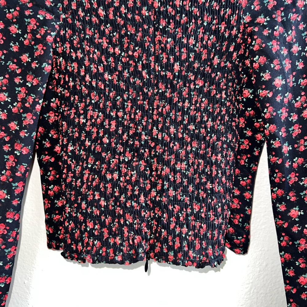 Off-Shoulder Top - Picture 3 of 5